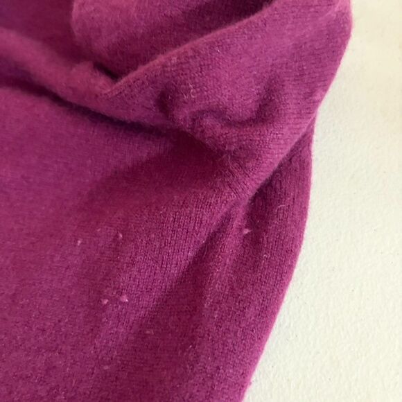 Vintage Valerie Stevens Sweater Women's Large Two Ply Cashmere Hong Kong Purple - Picture 8 of 9